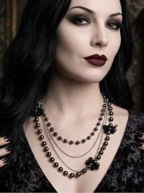 🖤 Gothic Dark Coquette Layered Pearl & Rose Metal Chain Necklace Feminine Noir